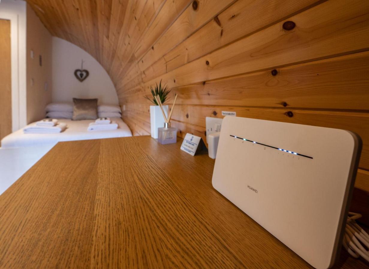 Woodside Pod Villa Fort William Exteriör bild