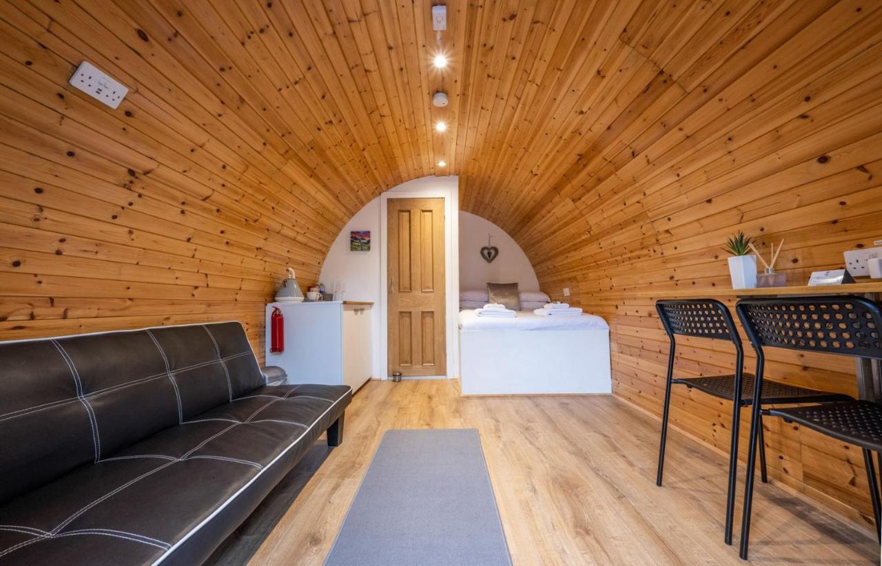 Woodside Pod Villa Fort William Exteriör bild